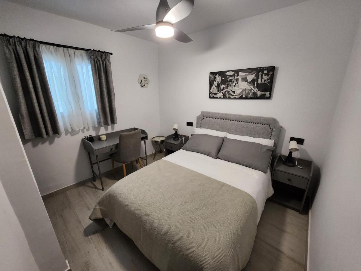 Ferienwohnung Fabulosa Casa En El Corazon De San Sebastian Almuñécar Exterior foto